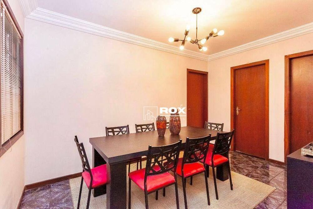 Casa, 3 quartos, 175 m² - Foto 2