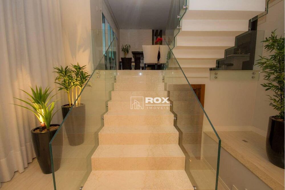 Casa de Condomínio à venda com 4 quartos, 421m² - Foto 4