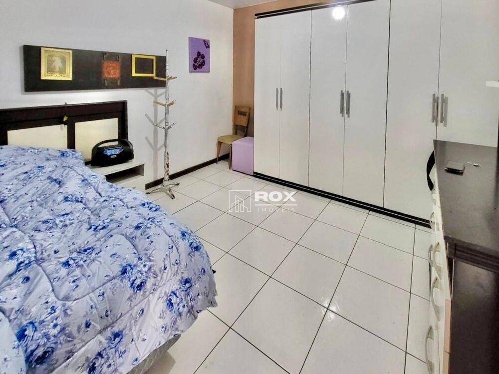 Casa, 4 quartos, 300 m² - Foto 11