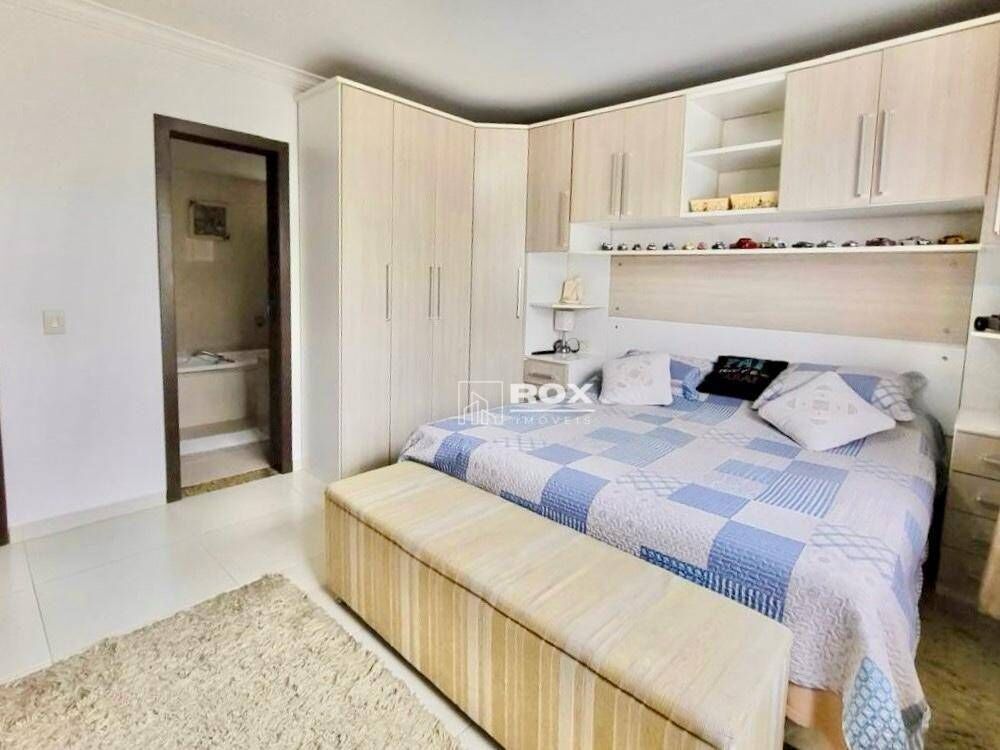 Casa, 4 quartos, 300 m² - Foto 13