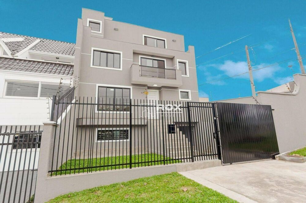 Sobrado, 4 quartos, 304 m² - Foto 1