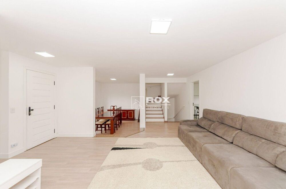 Sobrado, 4 quartos, 304 m² - Foto 2