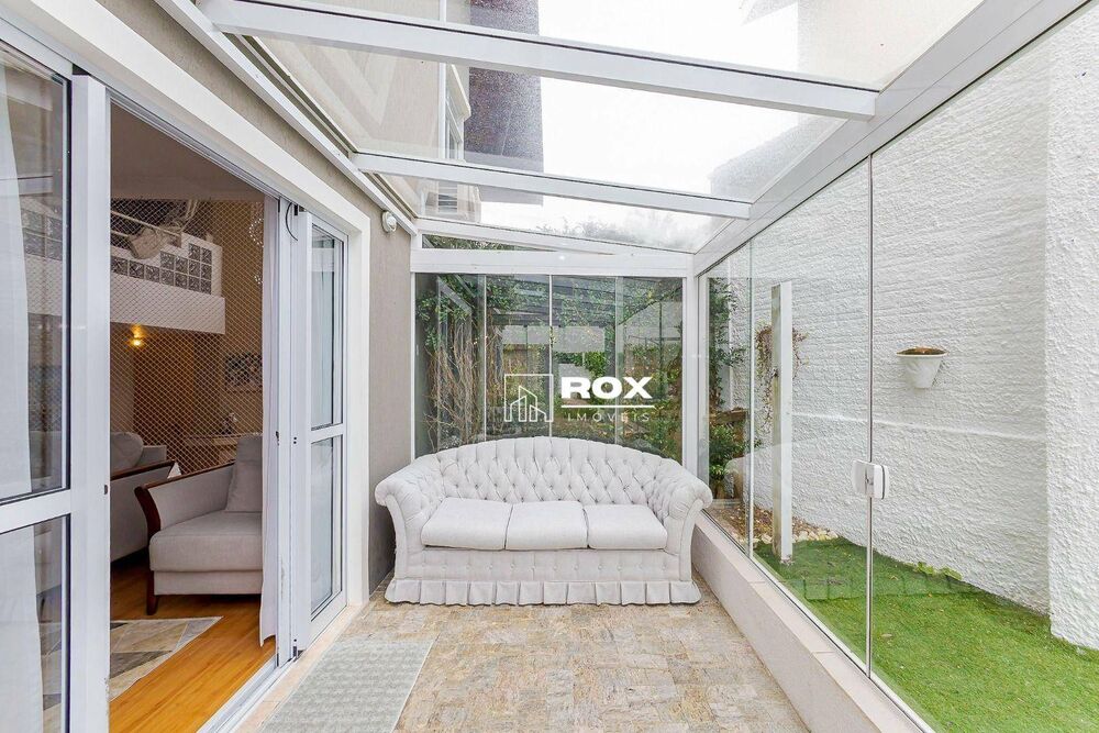 Casa de Condomínio à venda com 3 quartos, 290m² - Foto 2