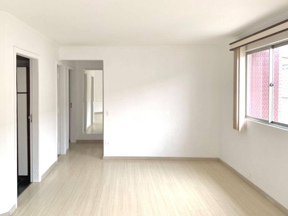 Apartamento à venda com 2 quartos, 71m² - Foto 3