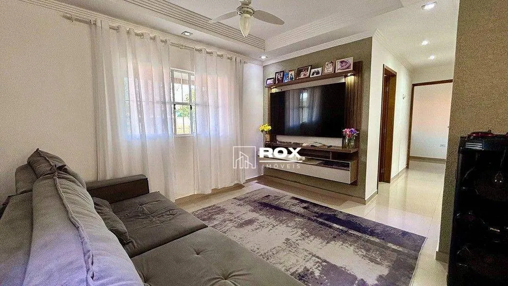 Casa, 4 quartos, 220 m² - Foto 3