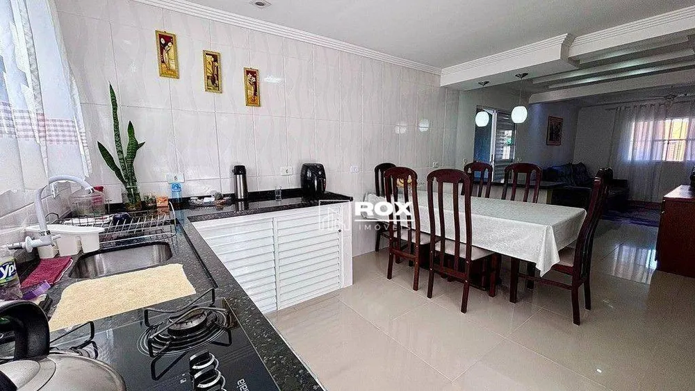 Casa, 4 quartos, 220 m² - Foto 4
