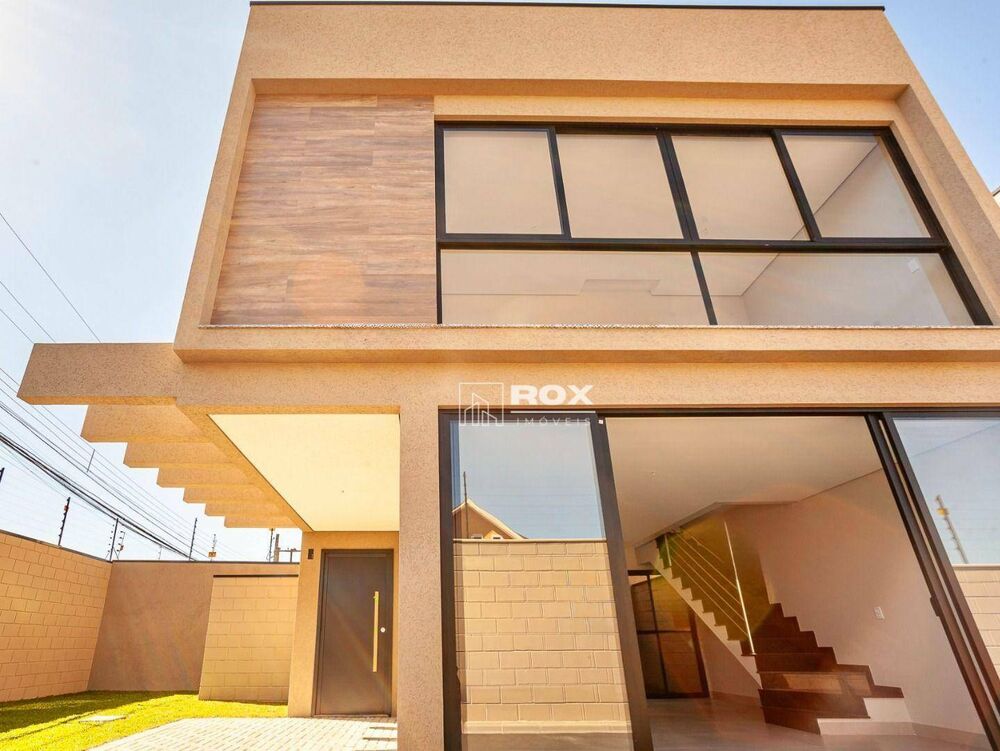 Sobrado à venda com 3 quartos, 119m² - Foto 1