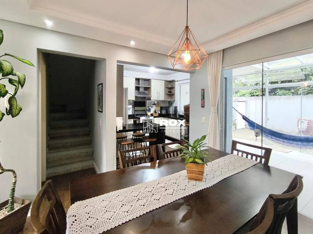 Sobrado, 3 quartos, 113 m² - Foto 1