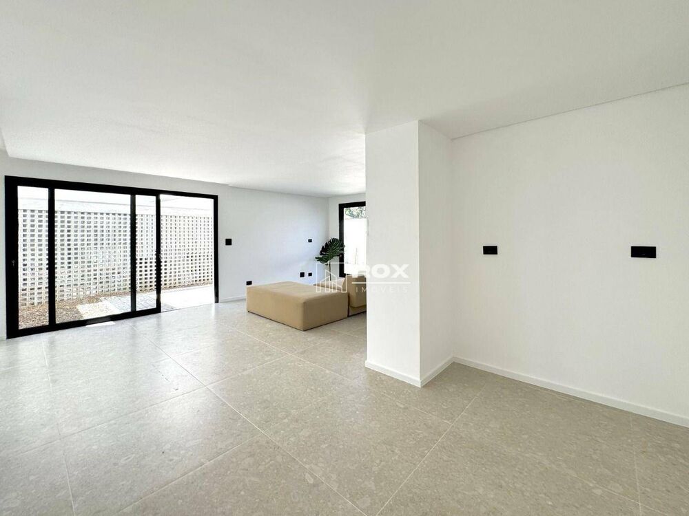 Casa de Condomínio à venda com 3 quartos, 150m² - Foto 4