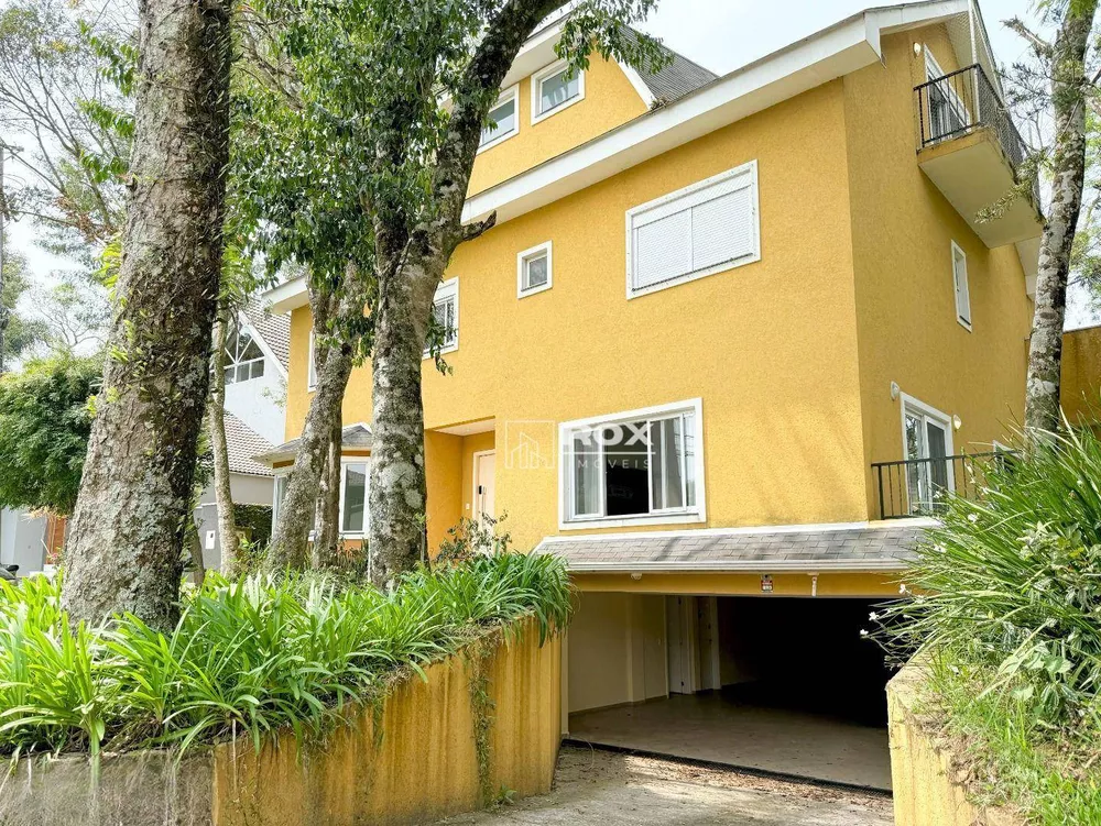 Casa de Condomínio à venda com 5 quartos, 483m² - Foto 2