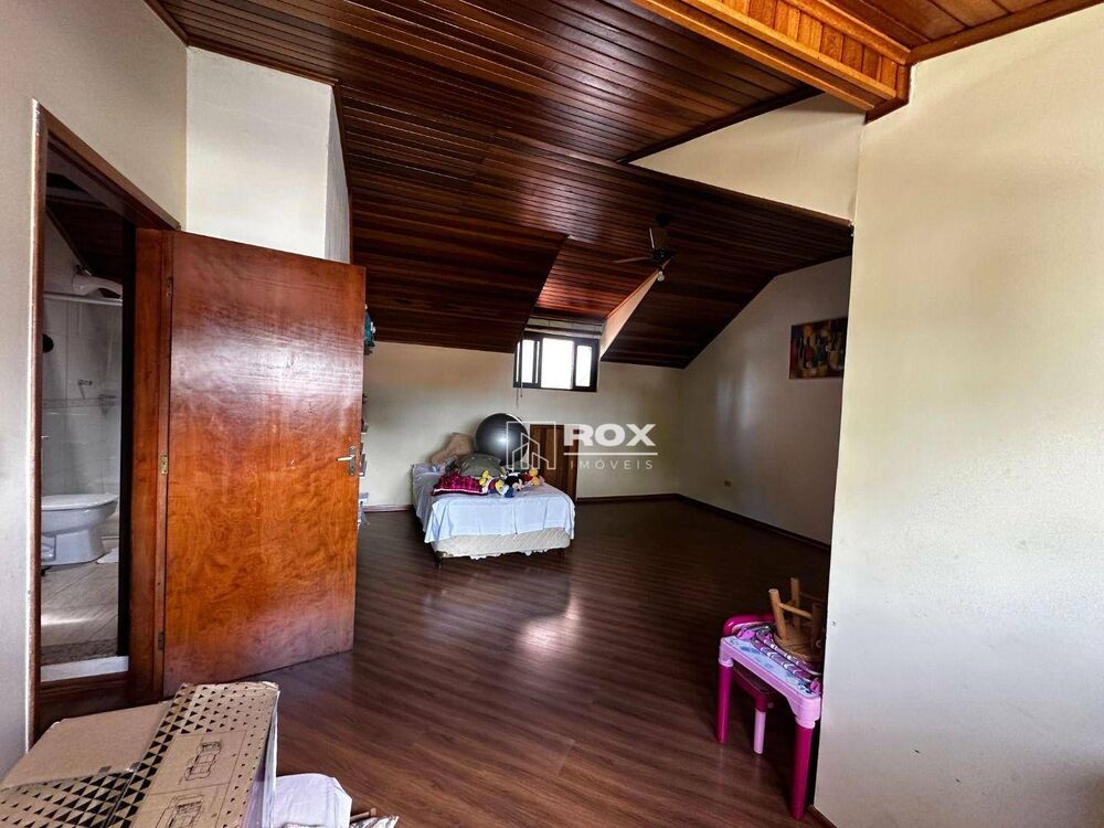 Casa, 4 quartos, 305 m² - Foto 9