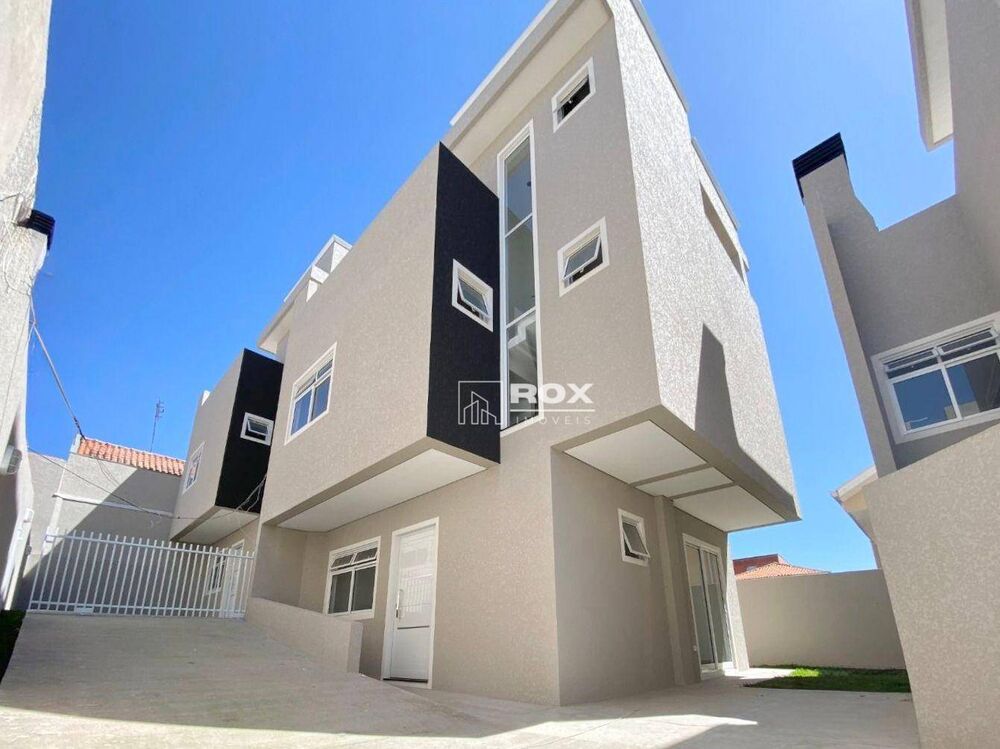 Sobrado à venda com 3 quartos, 120m² - Foto 1