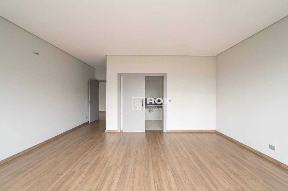 Casa de Condomínio à venda com 3 quartos, 307m² - Foto 2