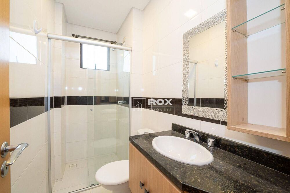 Apartamento à venda com 2 quartos, 67m² - Foto 4