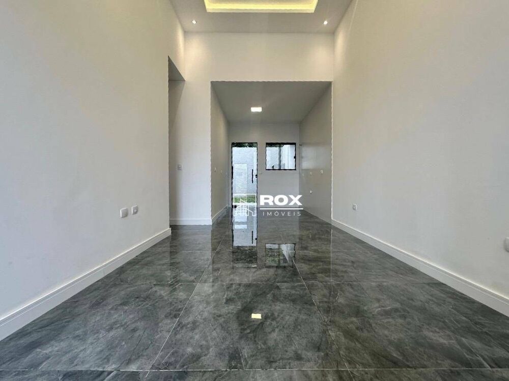 Casa à venda com 3 quartos, 71m² - Foto 5