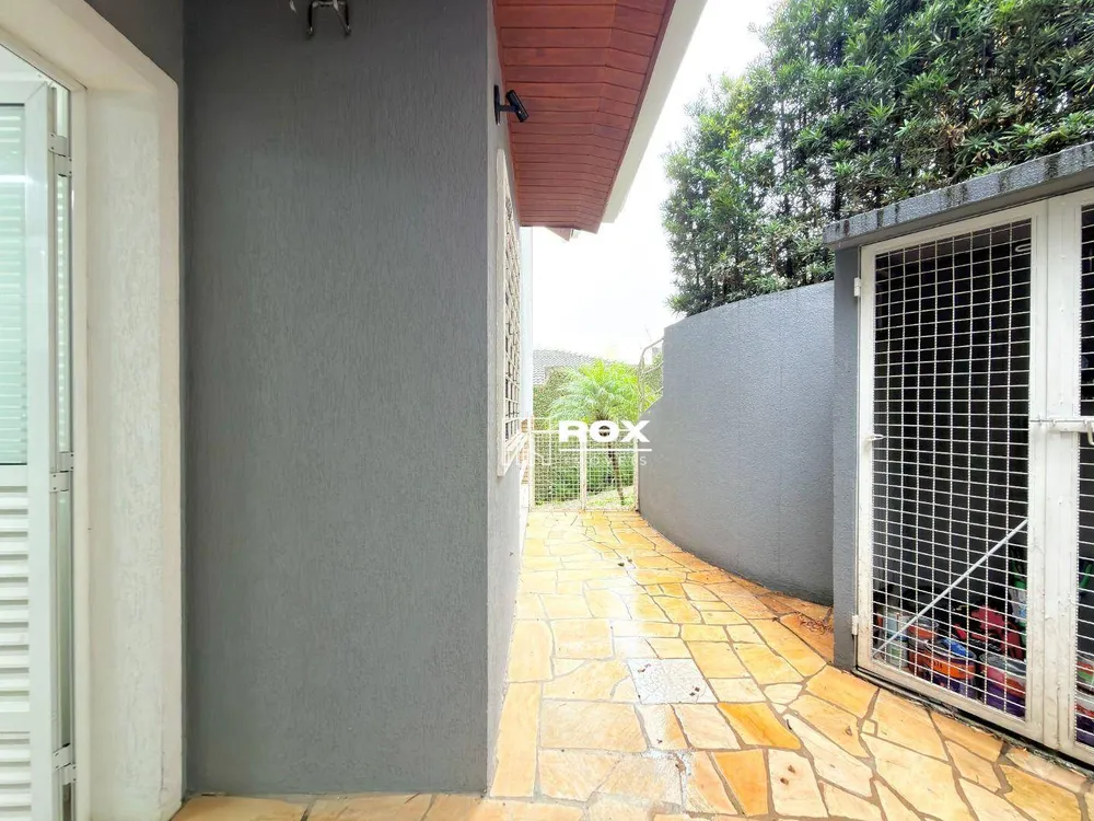 Casa, 6 quartos, 240 m² - Foto 6