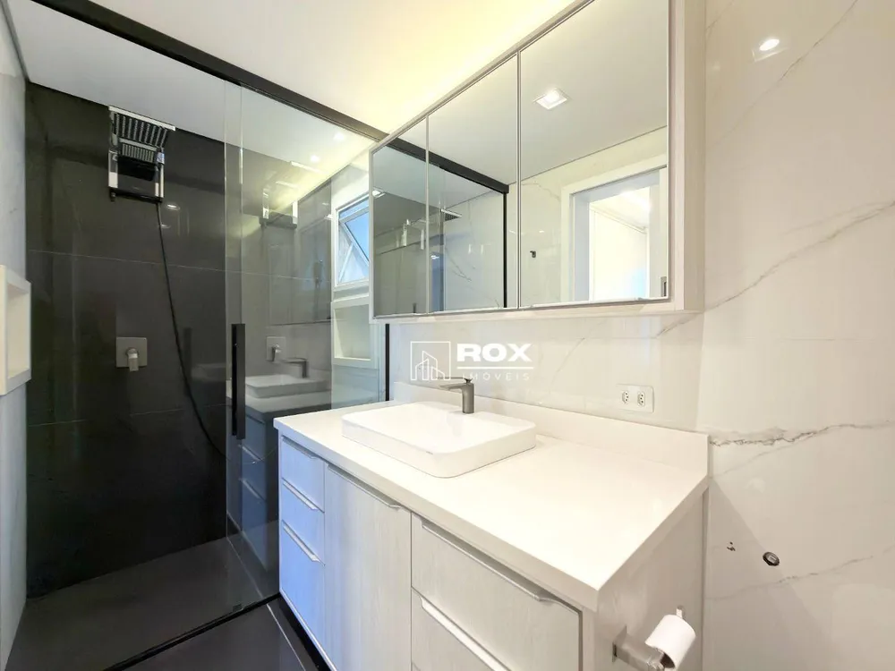 Casa, 6 quartos, 240 m² - Foto 7