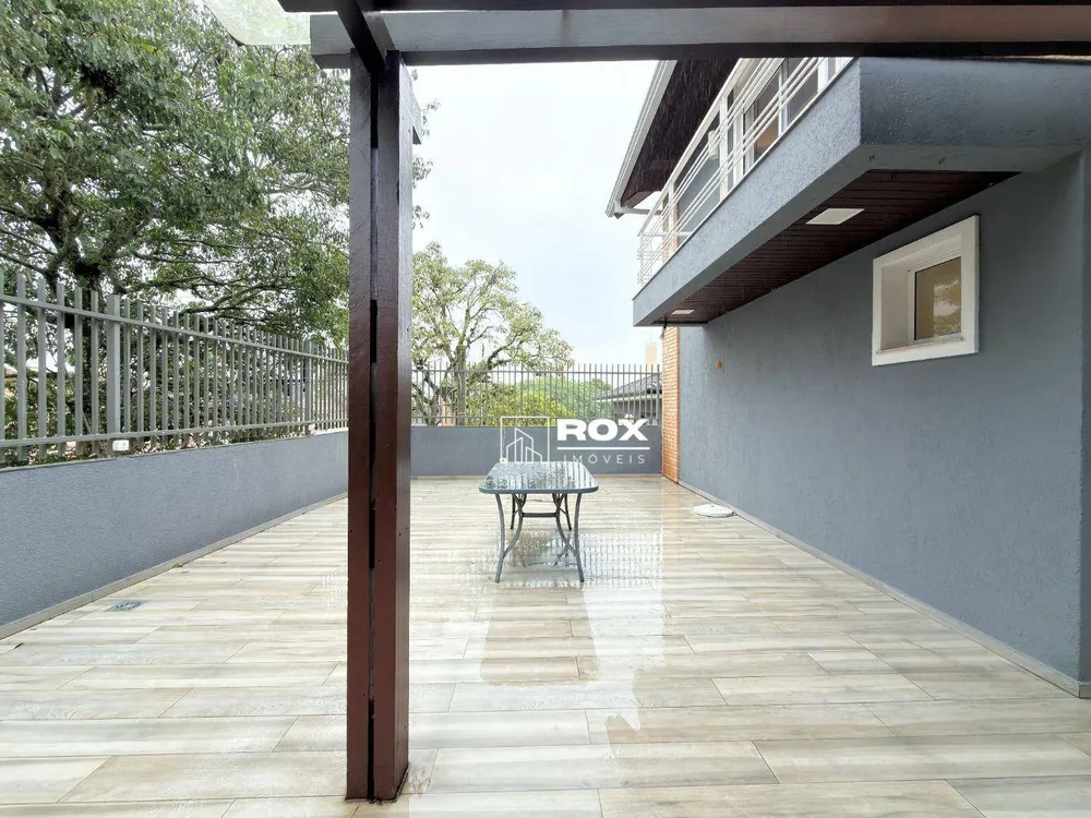 Casa, 6 quartos, 240 m² - Foto 3
