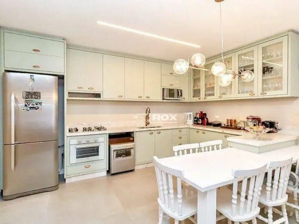 Sobrado, 3 quartos, 176 m² - Foto 1