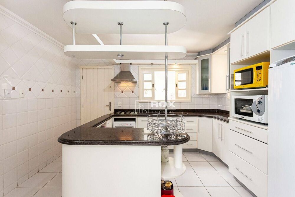 Casa à venda com 3 quartos, 194m² - Foto 7