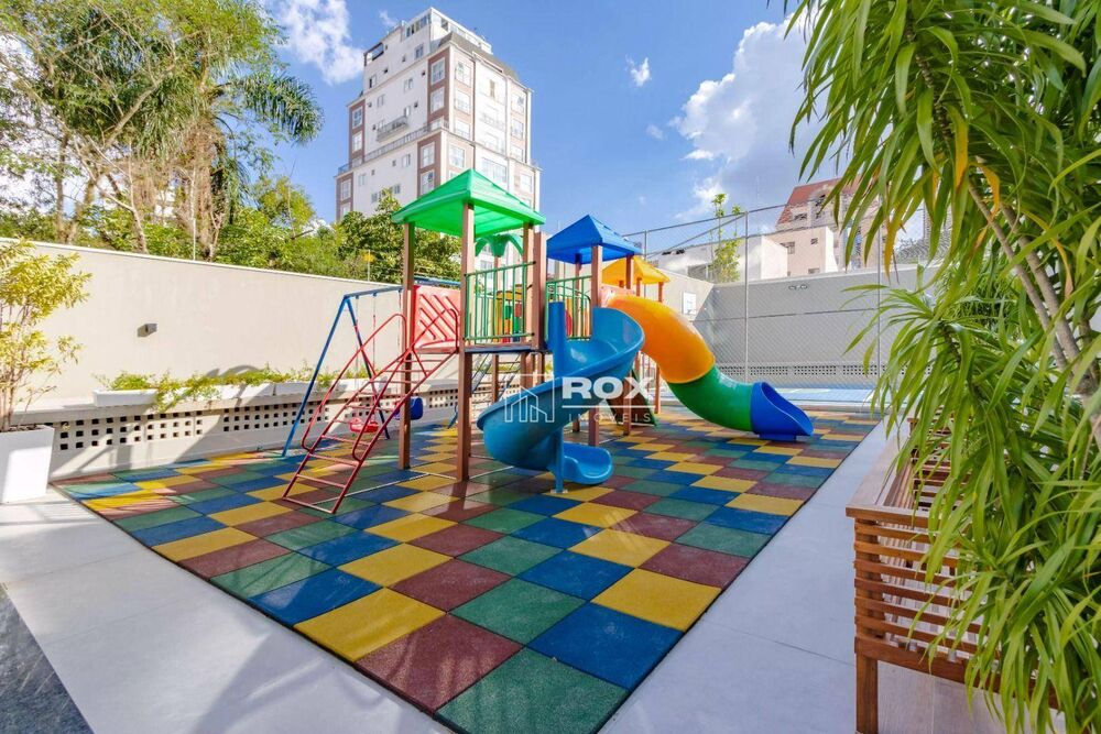 Apartamento à venda com 3 quartos, 141m² - Foto 7