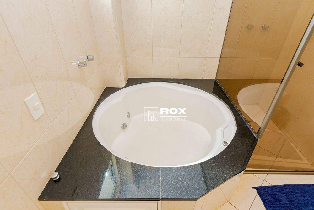 Casa para alugar com 4 quartos, 362m² - Foto 10