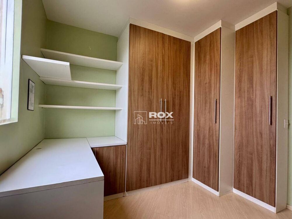 Apartamento à venda com 3 quartos, 75m² - Foto 2