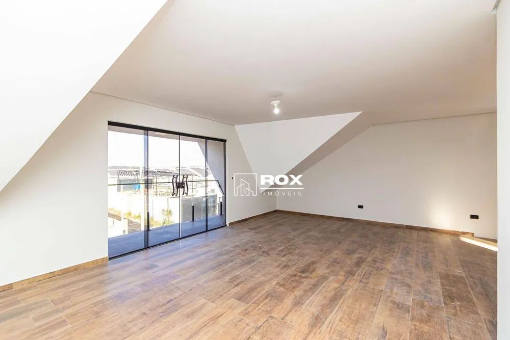 Casa, 3 quartos, 247 m² - Foto 2