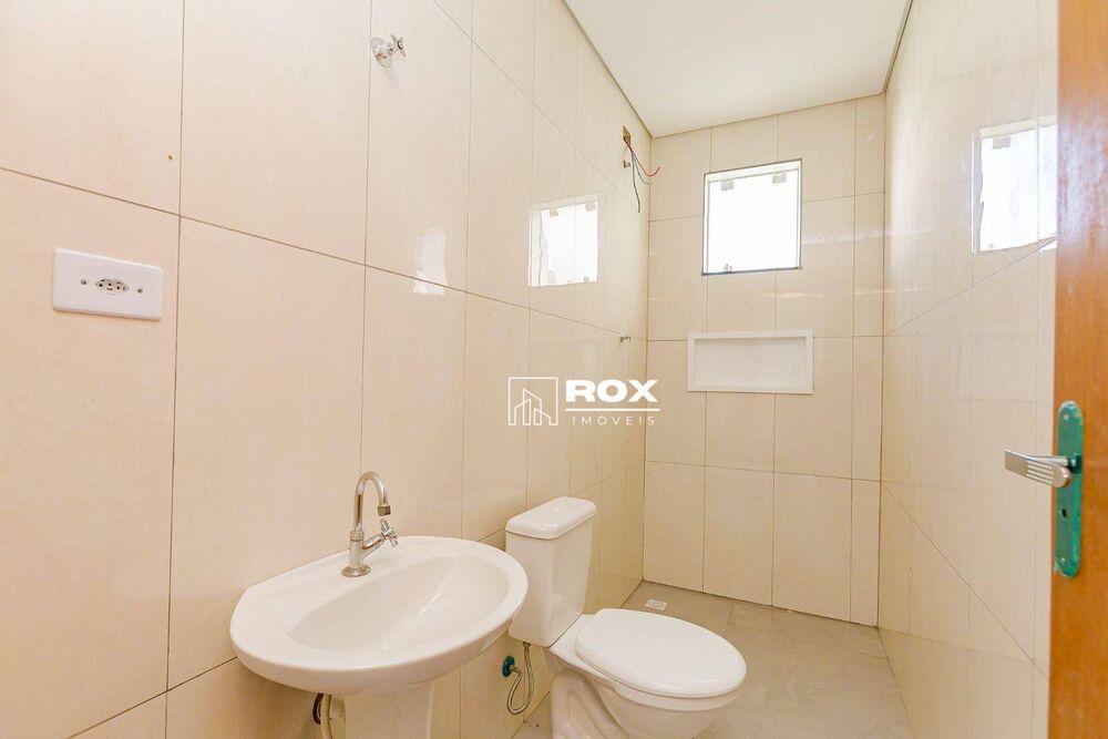 Casa à venda com 2 quartos, 96m² - Foto 2