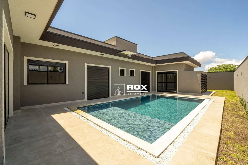 Casa, 3 quartos, 218 m² - Foto 1