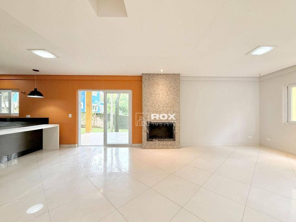 Casa de Condomínio para alugar com 5 quartos, 483m² - Foto 3