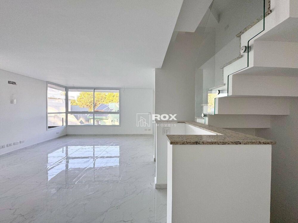 Casa de Condomínio à venda com 3 quartos, 214m² - Foto 3