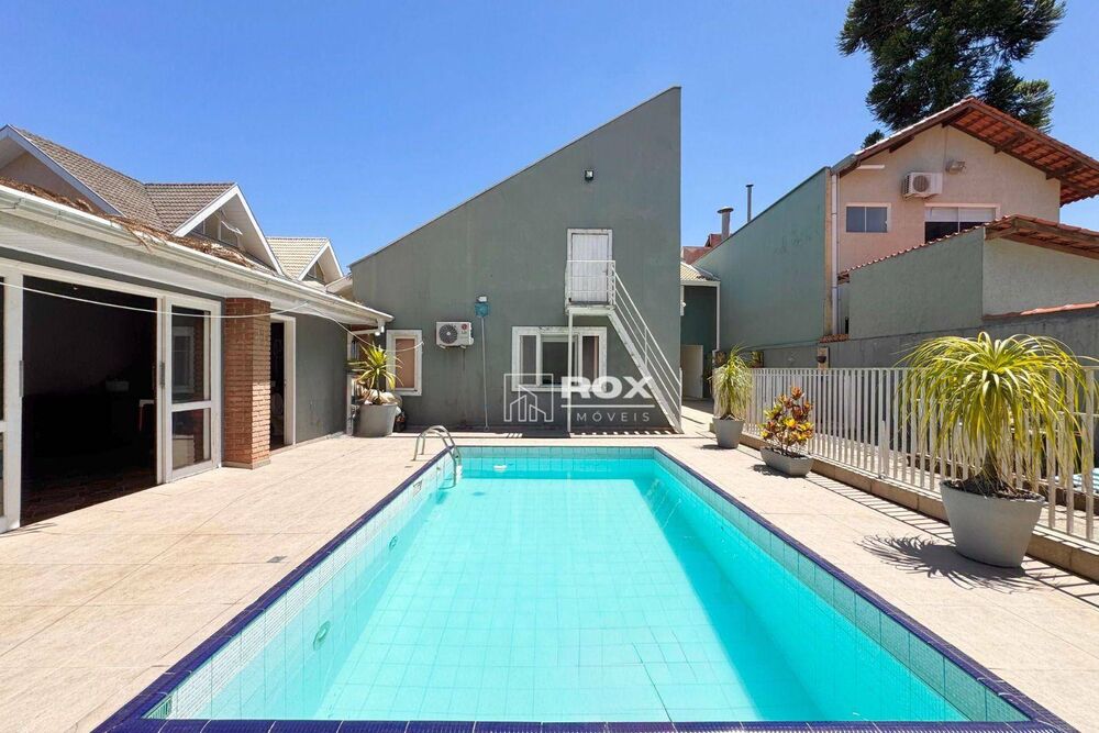 Casa, 3 quartos, 340 m² - Foto 1