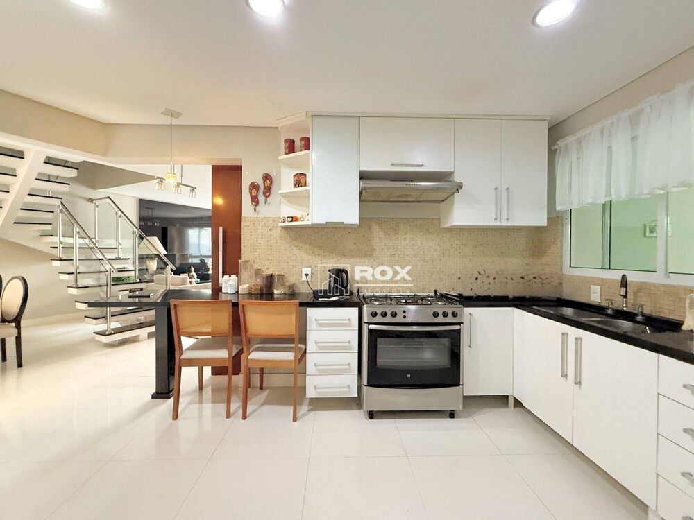 Casa de Condomínio à venda com 3 quartos, 200m² - Foto 14