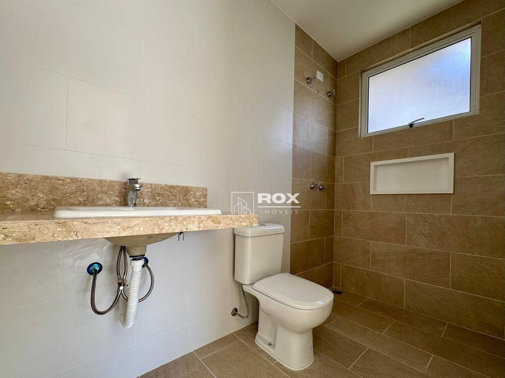 Casa de Condomínio à venda com 4 quartos, 230m² - Foto 8