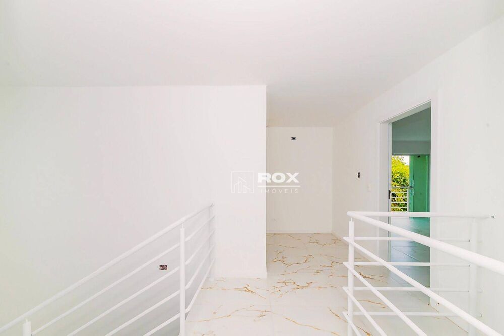 Casa à venda com 5 quartos, 280m² - Foto 10