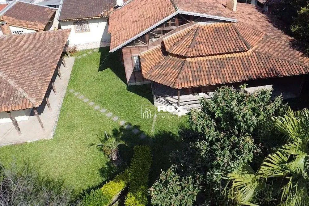 Casa, 5 quartos, 257 m² - Foto 12