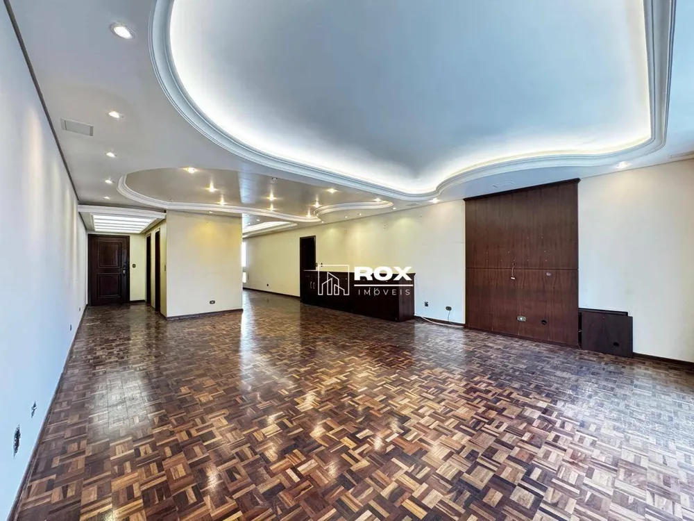 Apartamento, 3 quartos, 215 m² - Foto 1