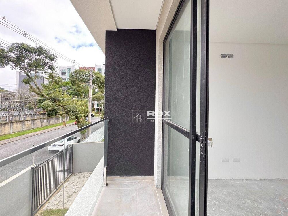 Sobrado à venda com 3 quartos, 189m² - Foto 2