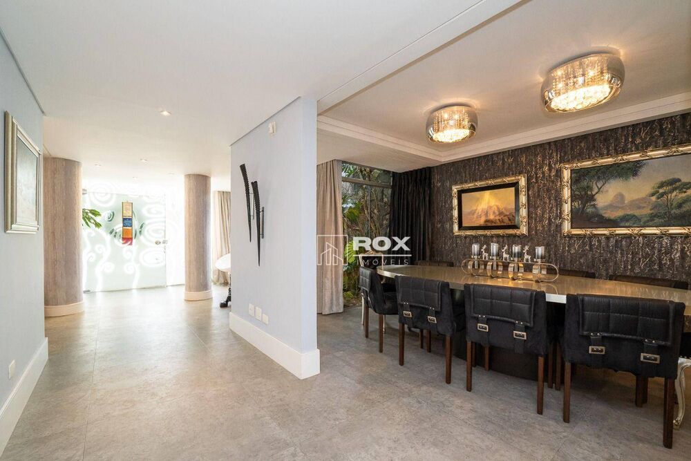 Casa à venda com 3 quartos, 340m² - Foto 8