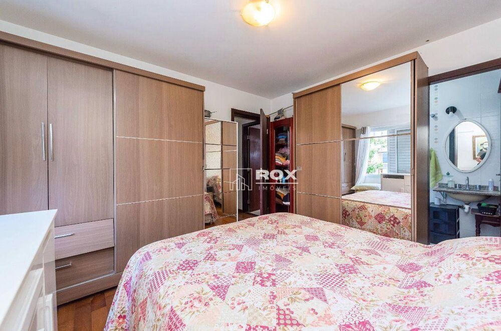 Casa à venda com 5 quartos, 250m² - Foto 5