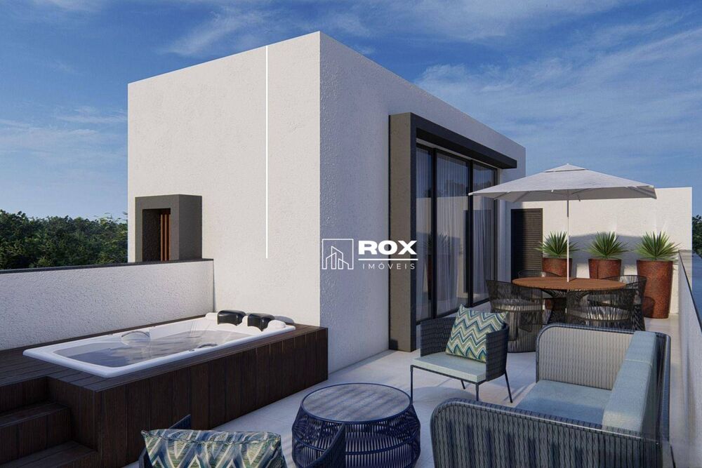 Casa de Condomínio à venda com 3 quartos, 221m² - Foto 1