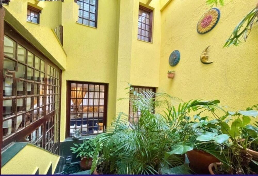Casa, 4 quartos, 269 m² - Foto 2