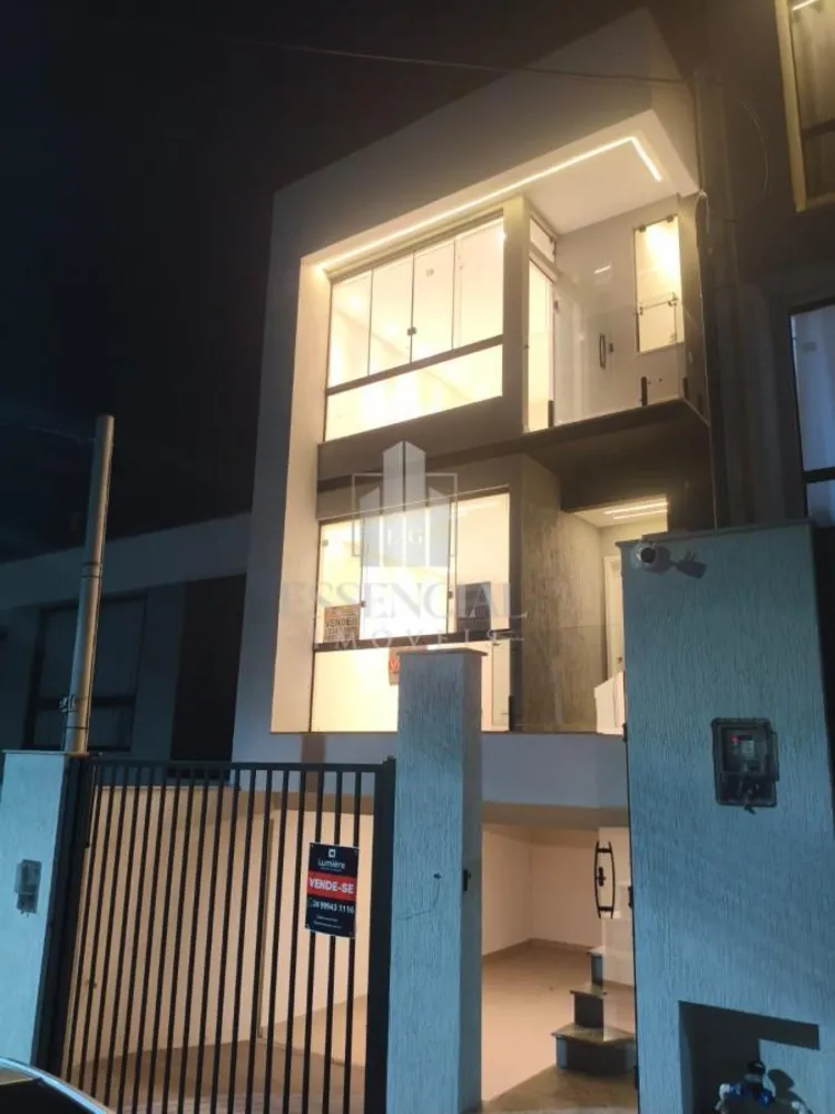 Casa, 3 quartos - Foto 1
