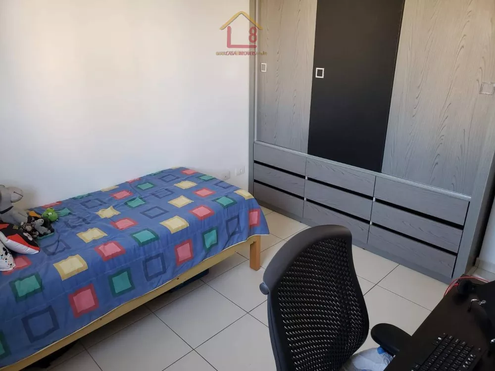 Apartamento à venda com 2 quartos, 80m² - Foto 2