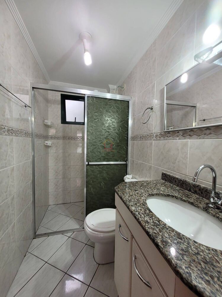 Apartamento para alugar com 2 quartos, 75m² - Foto 20