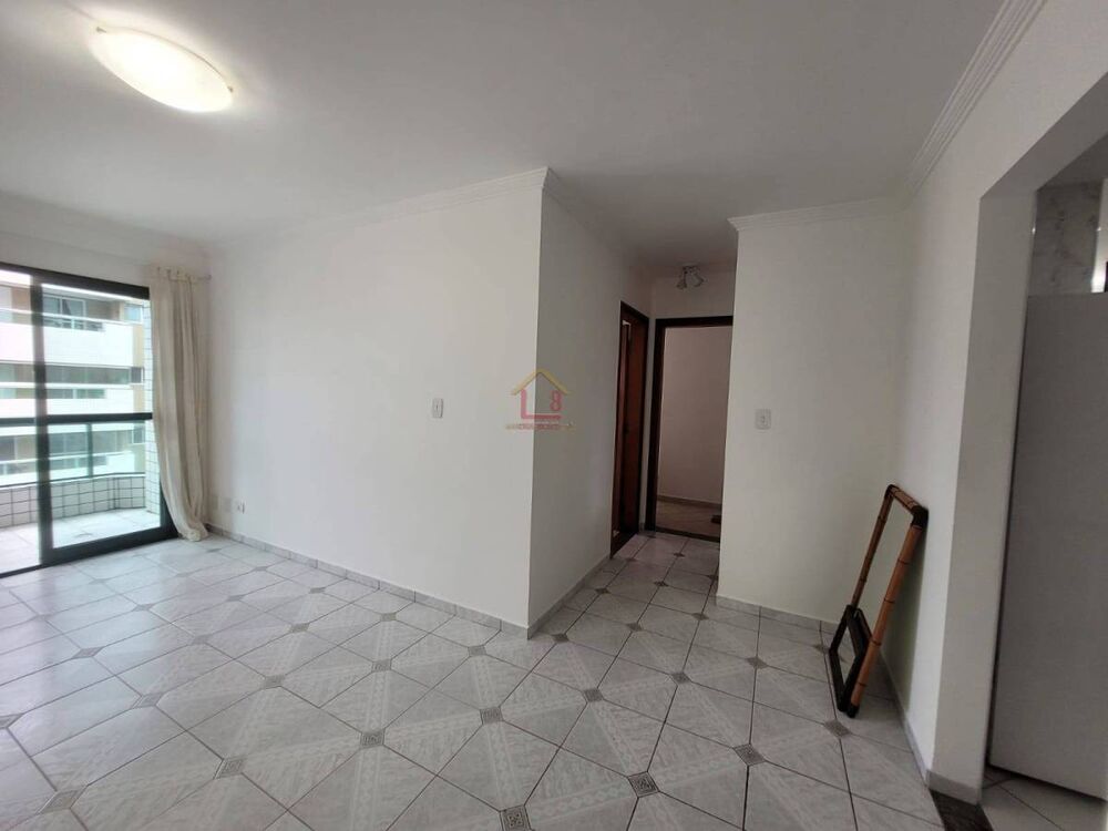 Apartamento para alugar com 2 quartos, 75m² - Foto 6