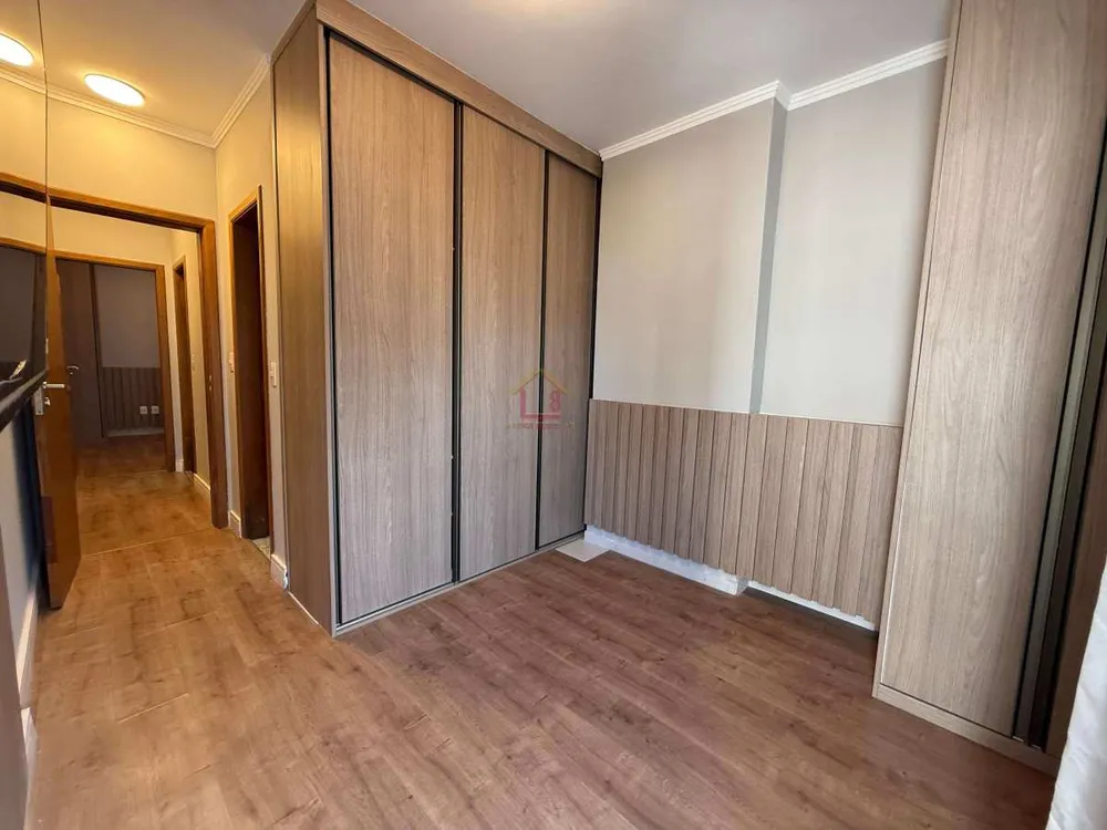 Apartamento, 3 quartos, 180 m² - Foto 2
