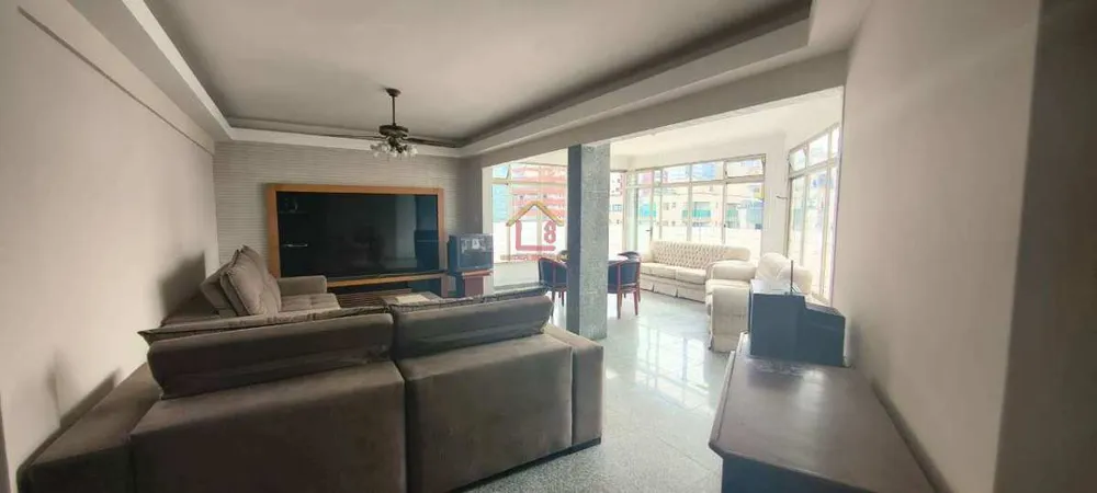 Cobertura, 3 quartos, 235 m² - Foto 1