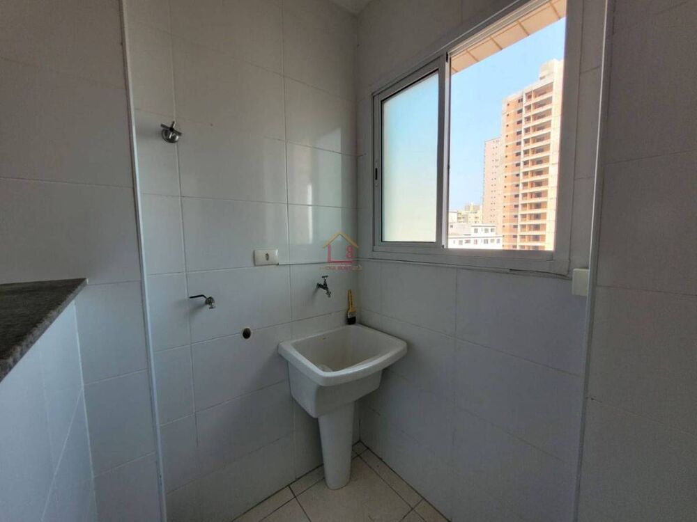 Apartamento para alugar com 1 quarto, 60m² - Foto 8